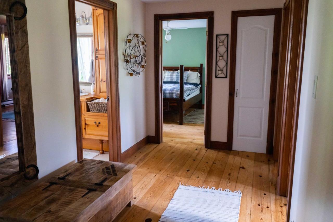 Gite O'Bordeleau (Adults Only) Luskville Eksteriør bilde